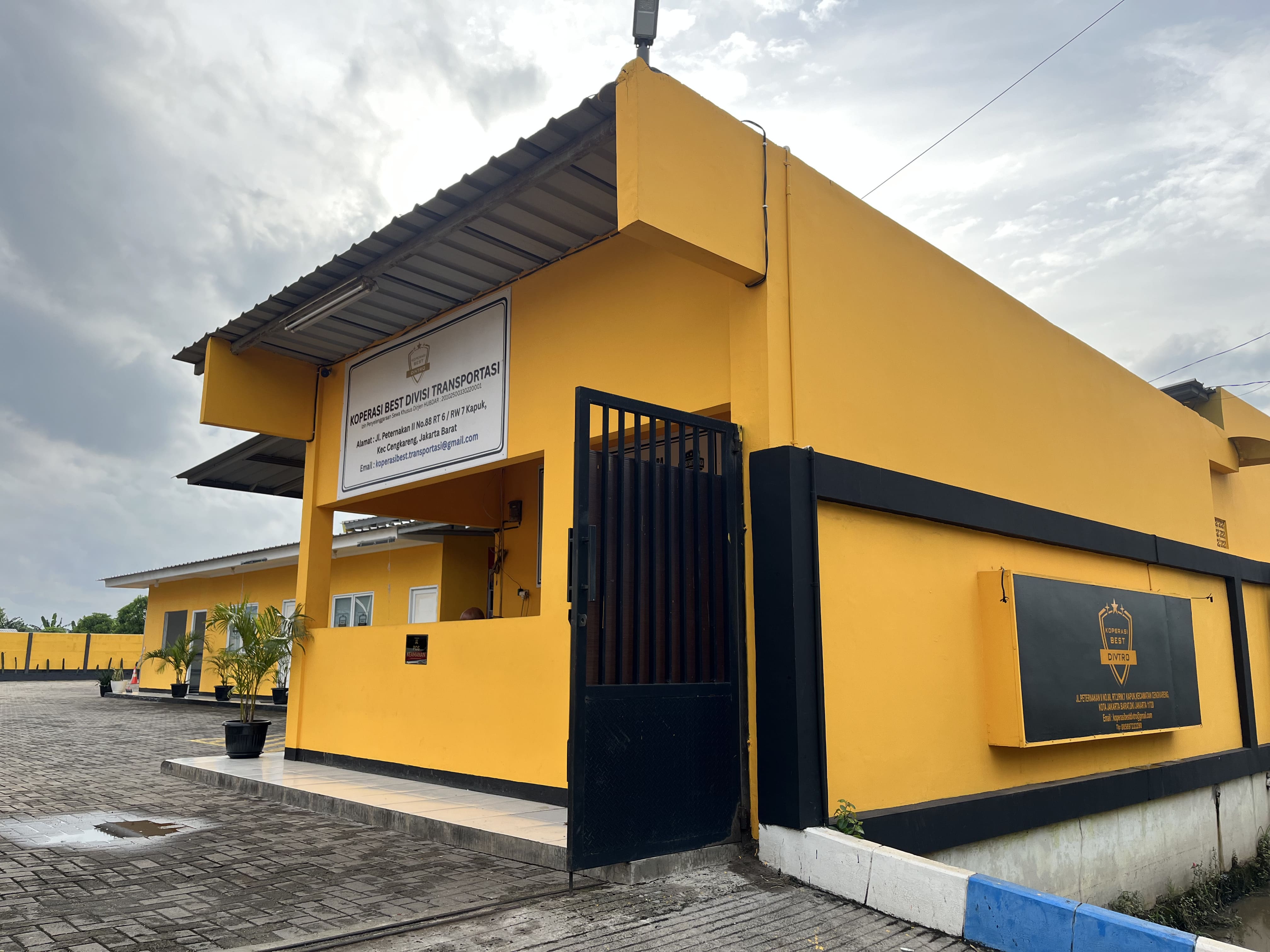 KANTOR KOPERASI BEST DIVISI TRANSPORTASI - JAKARTA